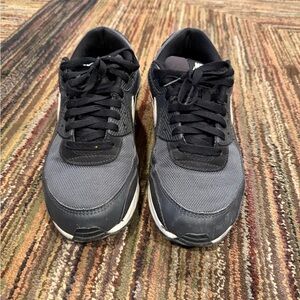 Nike Air Max Men's Charcoal and Black Sneakers 10.5